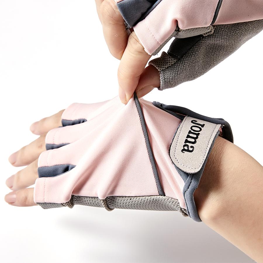 訓練手套【黑 /粉色】