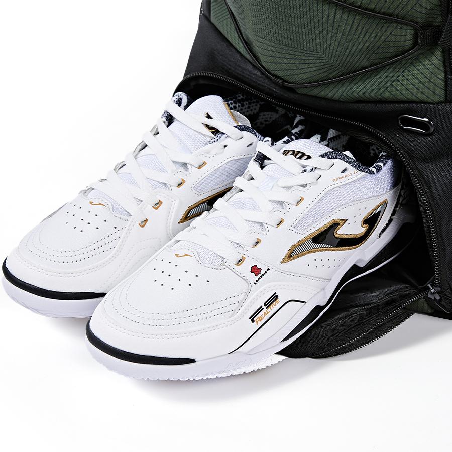 Large capacity basketball backpack