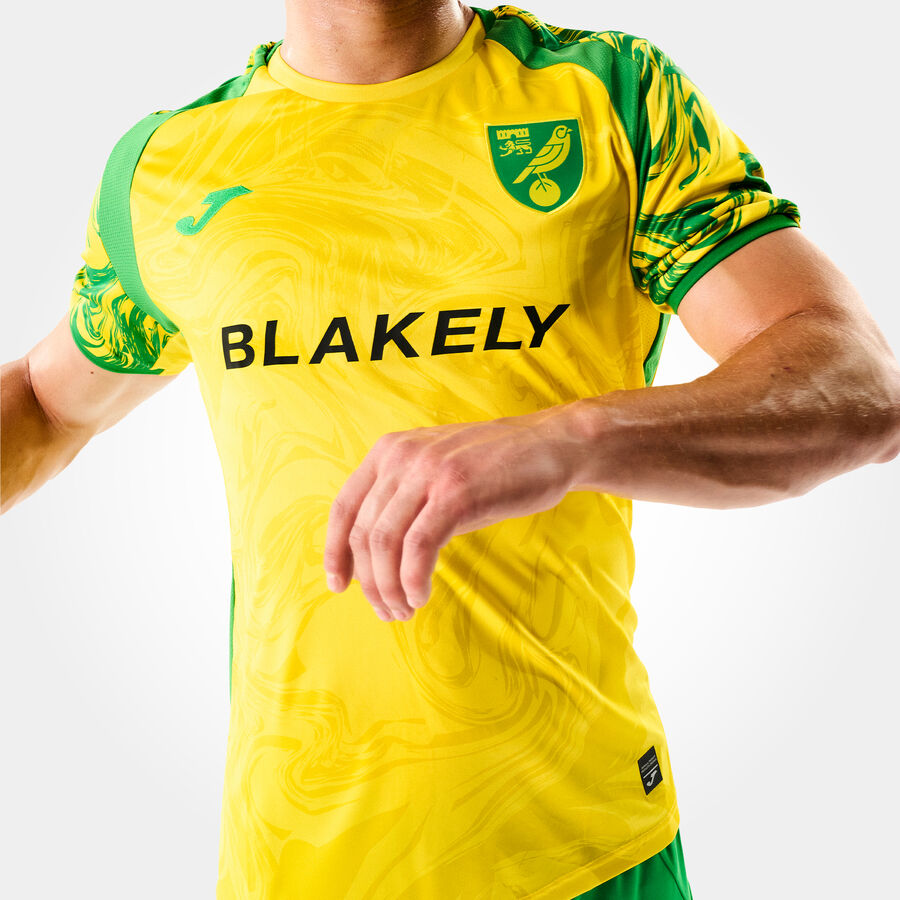 Norwich City FC 2026/27 Home Short-Sleeved Shirt